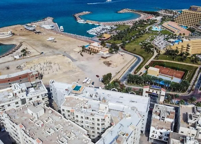 Adler- Sea View Rooftop Pool 30m From Near Hilton Plaza Appartement