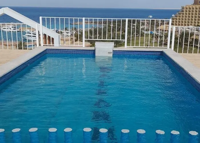 Adler- Sea View Rooftop Pool 30m From Near Hilton Plaza Hurghada