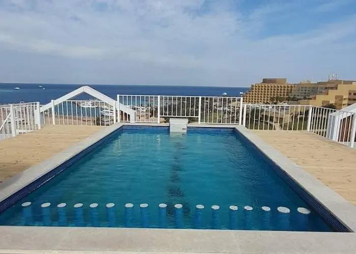 Adler- Sea View Rooftop Pool 30m From Near Hilton Plaza * Hurghada