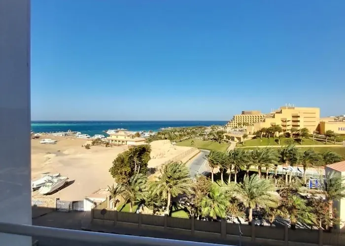 Adler- Sea View Rooftop Pool 30m From Near Hilton Plaza Appartement Hurghada