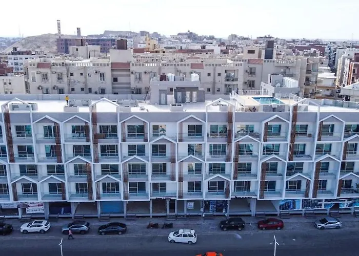 Appartement Adler- Sea View Rooftop Pool 30m From Near Hilton Plaza *