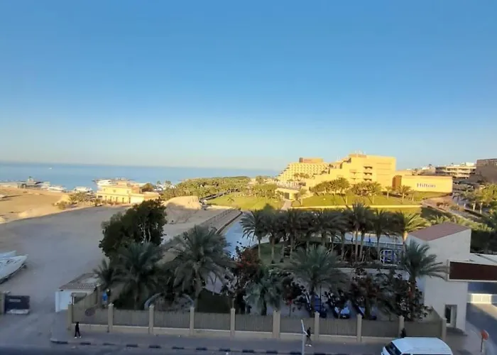 Adler- Sea View Rooftop Pool 30m From Near Hilton Plaza Appartement Hurghada